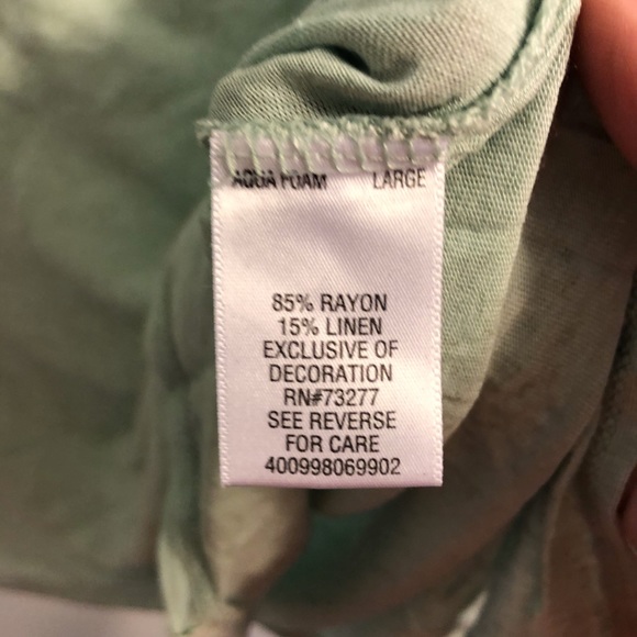 Vera Wang Shirt - Picture 4 of 4